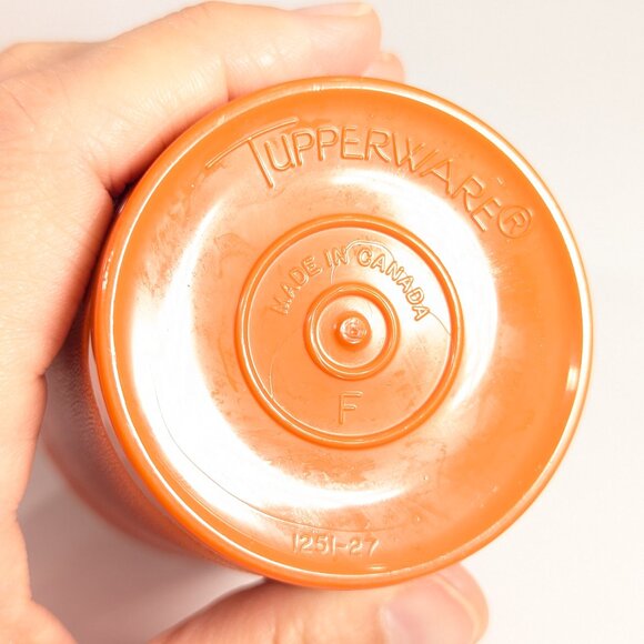 Orange Tupperware set of 4 short drinking cups, childrens tumblers - Picture 3 of 7